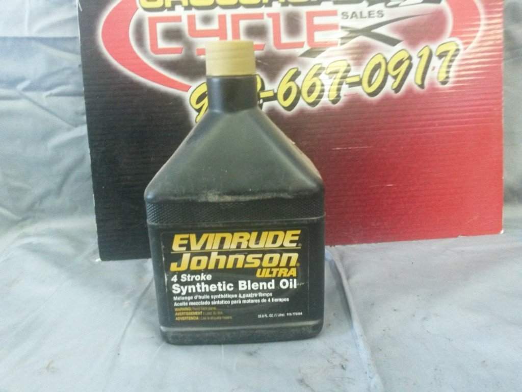 Evinrude Johnson Ultra 4-Stroke Synthetic Blend oil