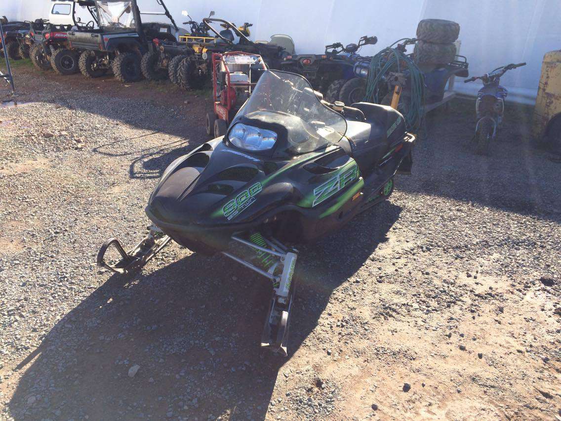 Parting Out - 2004 Arctic Cat ZR 900 - Image 3
