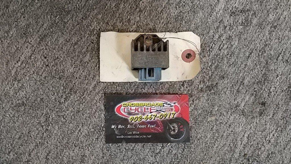 1999 – 2006 Yamaha Voltage Regulator / Rectifier