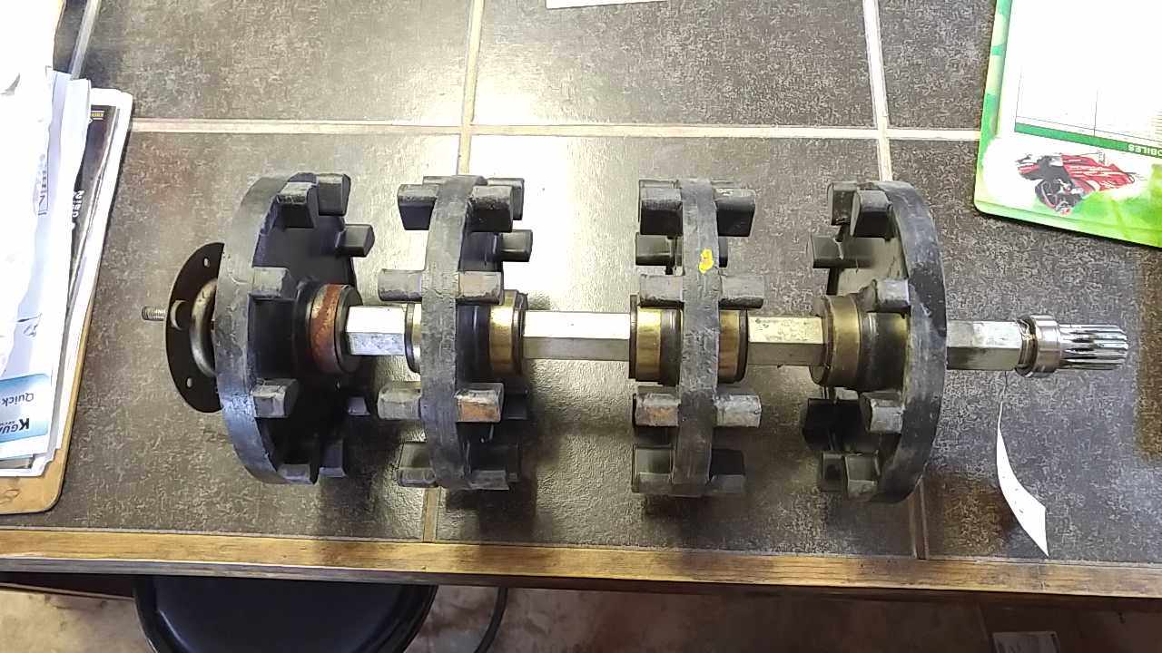1997 - 2006 Yamaha SX 600 Track Drive Axle