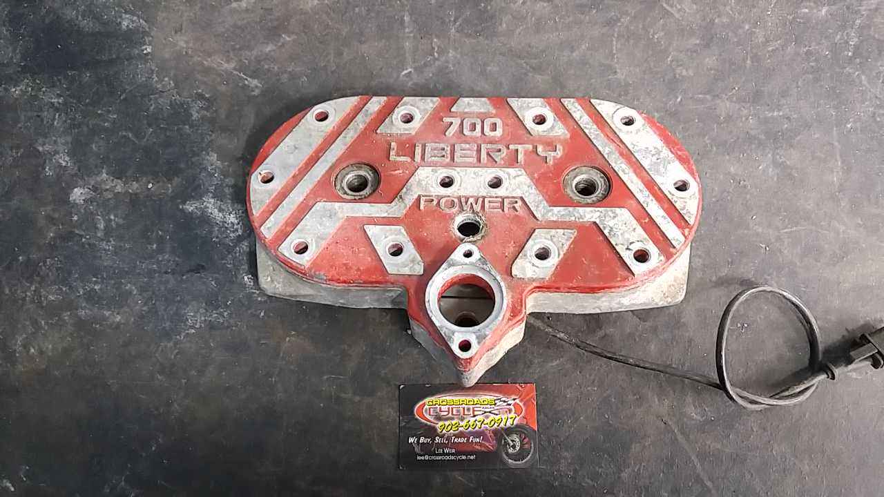 2004 -2005 Polaris XC 700,800 Cylinder Head With Cover - Image 3