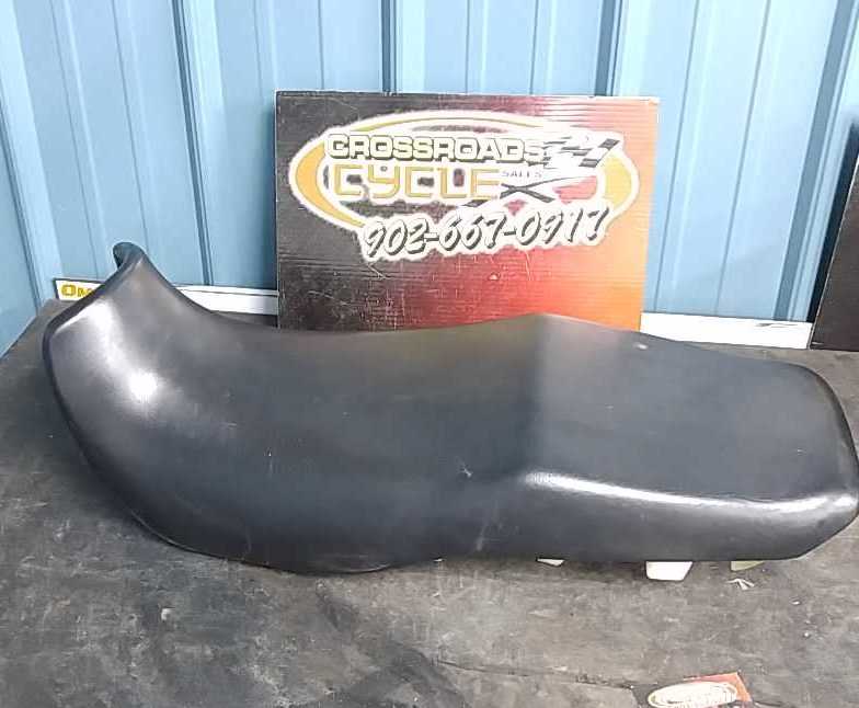 1994 - 2009 Kawasaki EX500-D10 Ninja 500R SEAT