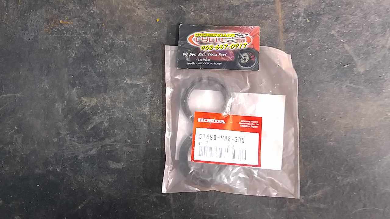 1983 - 2009 Honda VF1100,GL1200,VF1000,NT650 Fork Seal Set