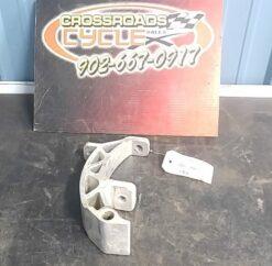 2003- 2005  MX Z Rev 600 SDI/800 Ski leg Spindle