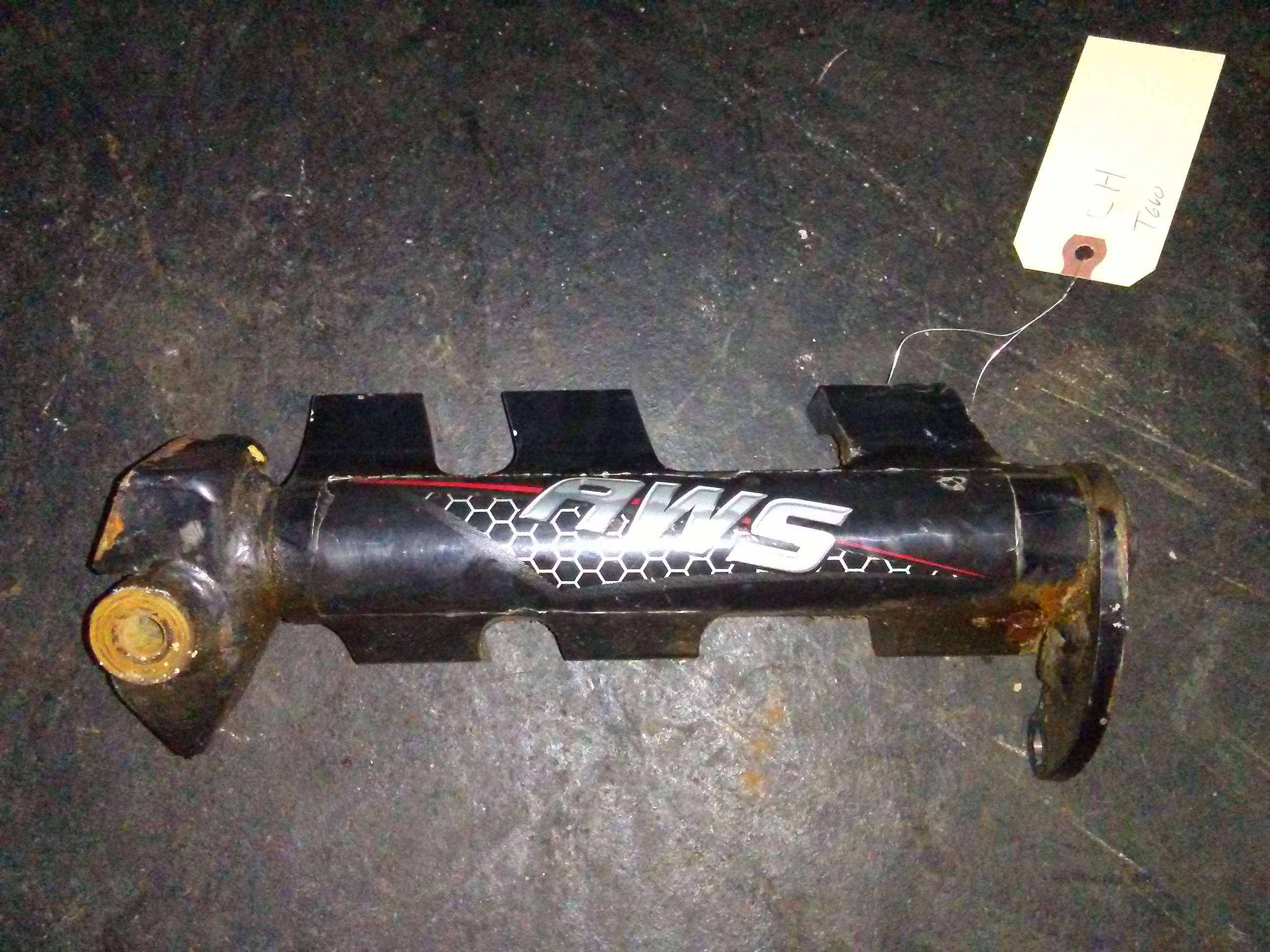 2000 - 2005 Arctic Cat T660 TURBO, MOUNTAIN CAT,Z,ZL Spindle, Steering - Left