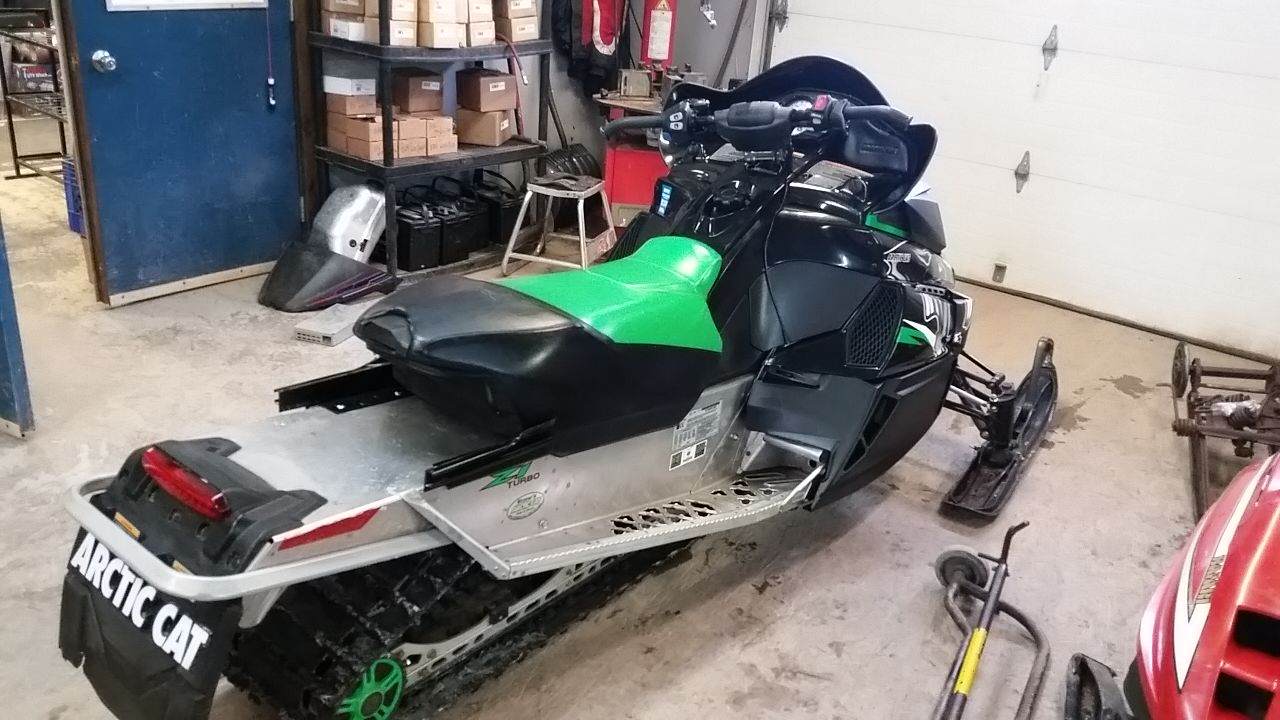 Parting Out - 2011 Arctic Cat Z1 Turbo Snopro Green - Image 5
