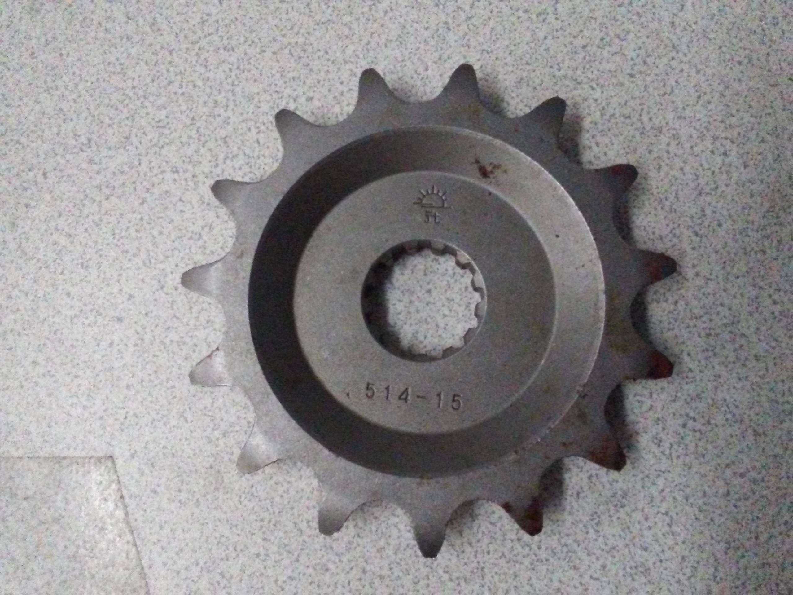 1983 - 1985 Kawasaki ZX750 Steel Front Sprocket 15T JTF514.15
