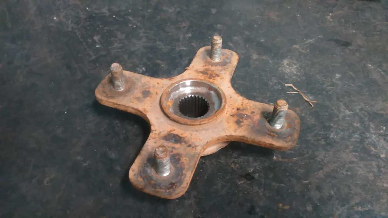 2003-2004 Can Am Outlander 400 Front Hub