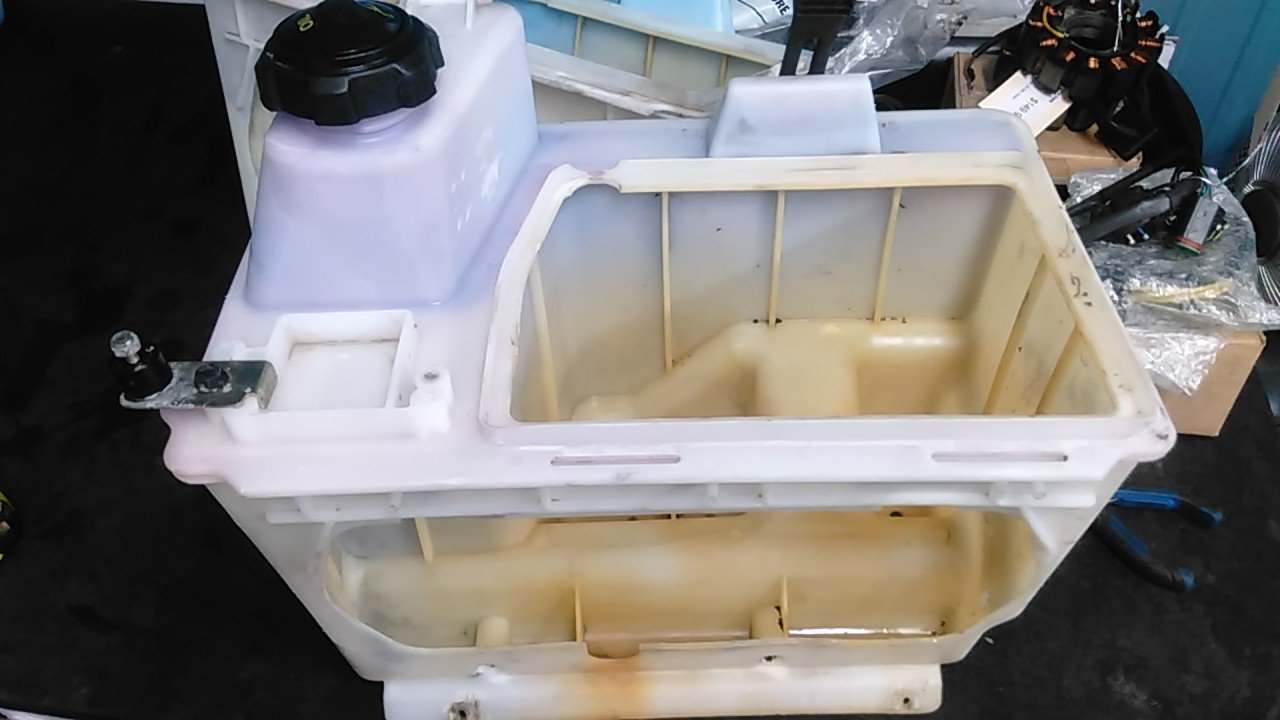 2001-2002 Polaris XC 500,600,700,800 Oil Tank