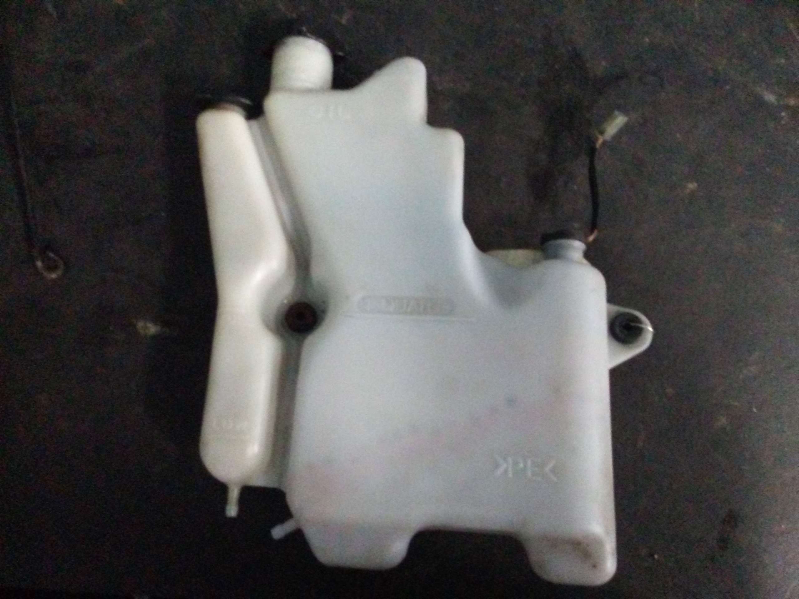 1999 - 2006 Yamaha SRX 600,700 VENTURE,PHAZER Oil Tank