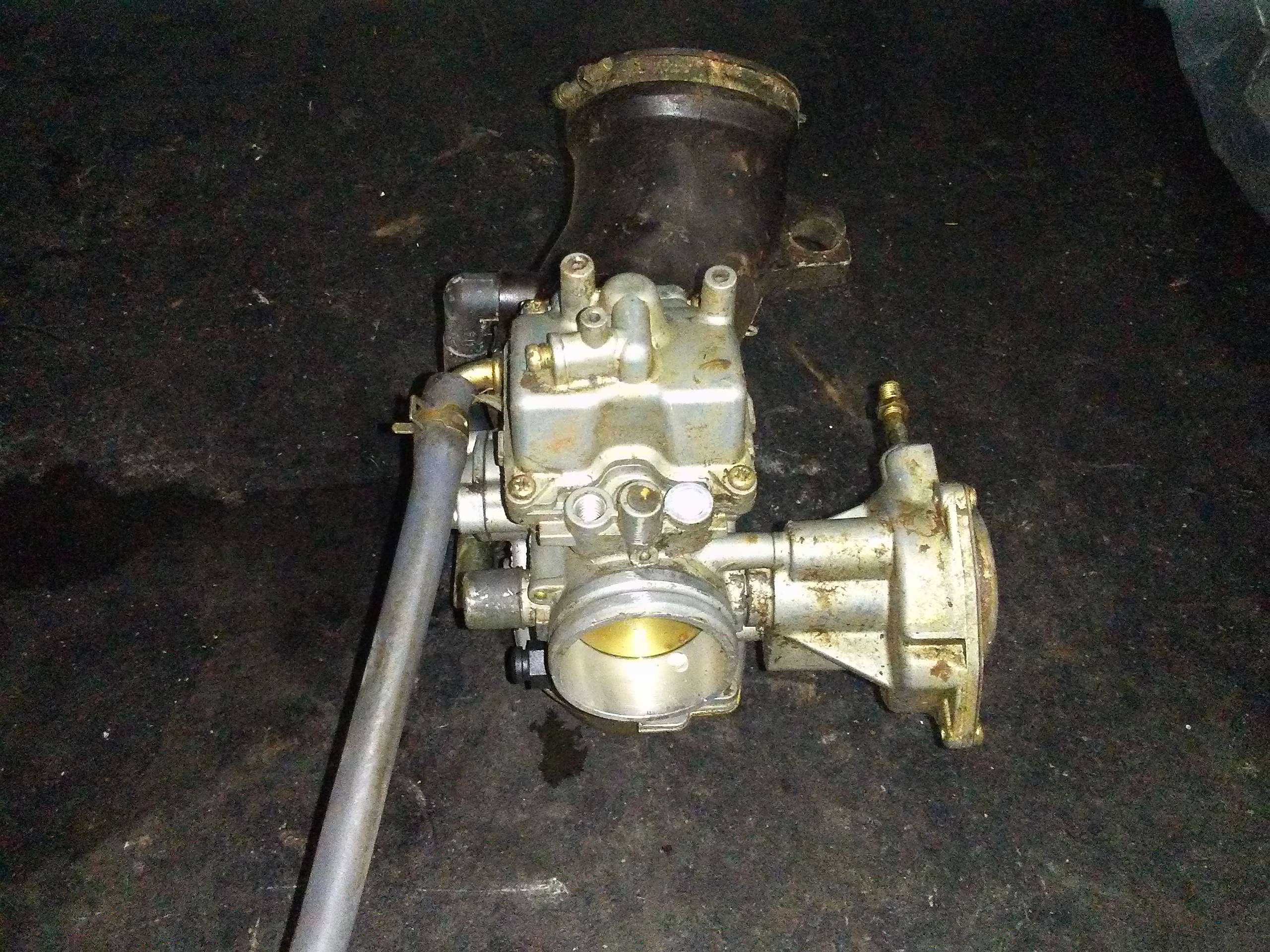 2005 – 2007 Yamaha RHINO 660 Carburetor (For Parts)