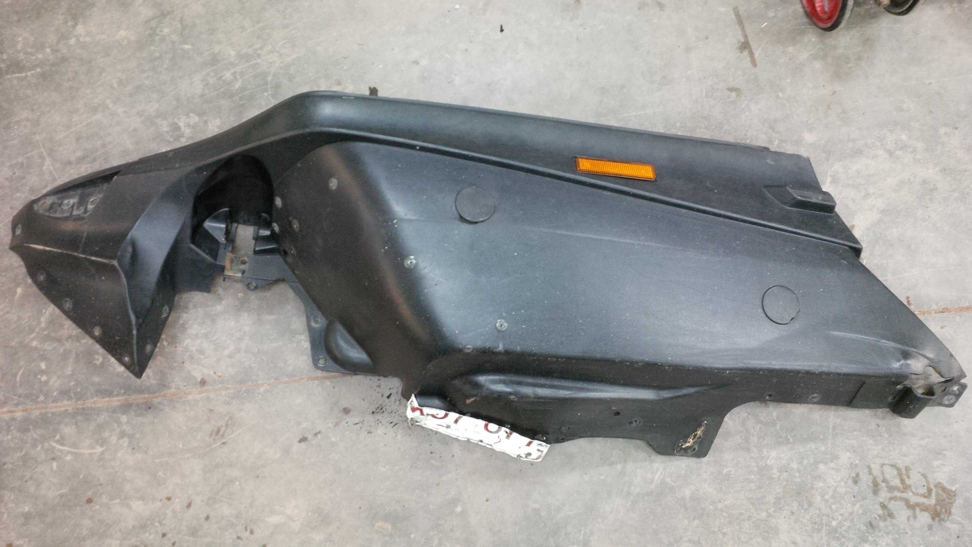 1997-2006 Yamaha Vmax/Venture/Mountain Max LH Belly Pan