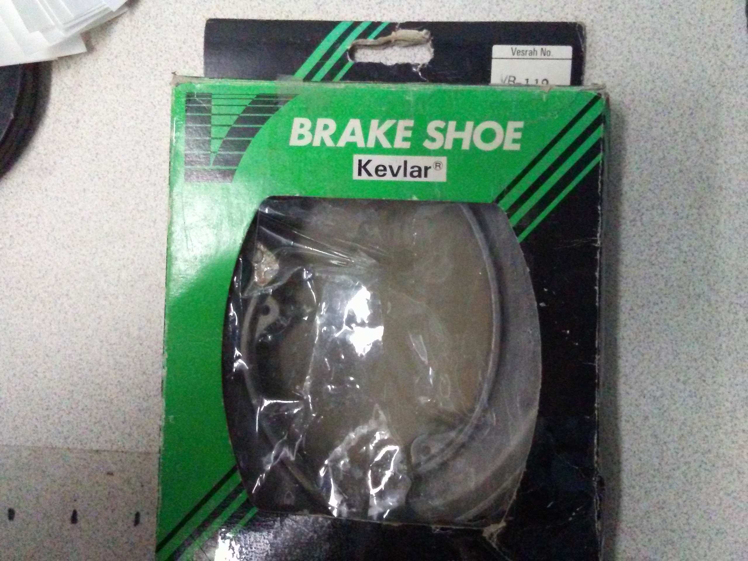 Vesrah 1971 - 1983 Honda Front Brake Shoes VB-119 ,EBC 314