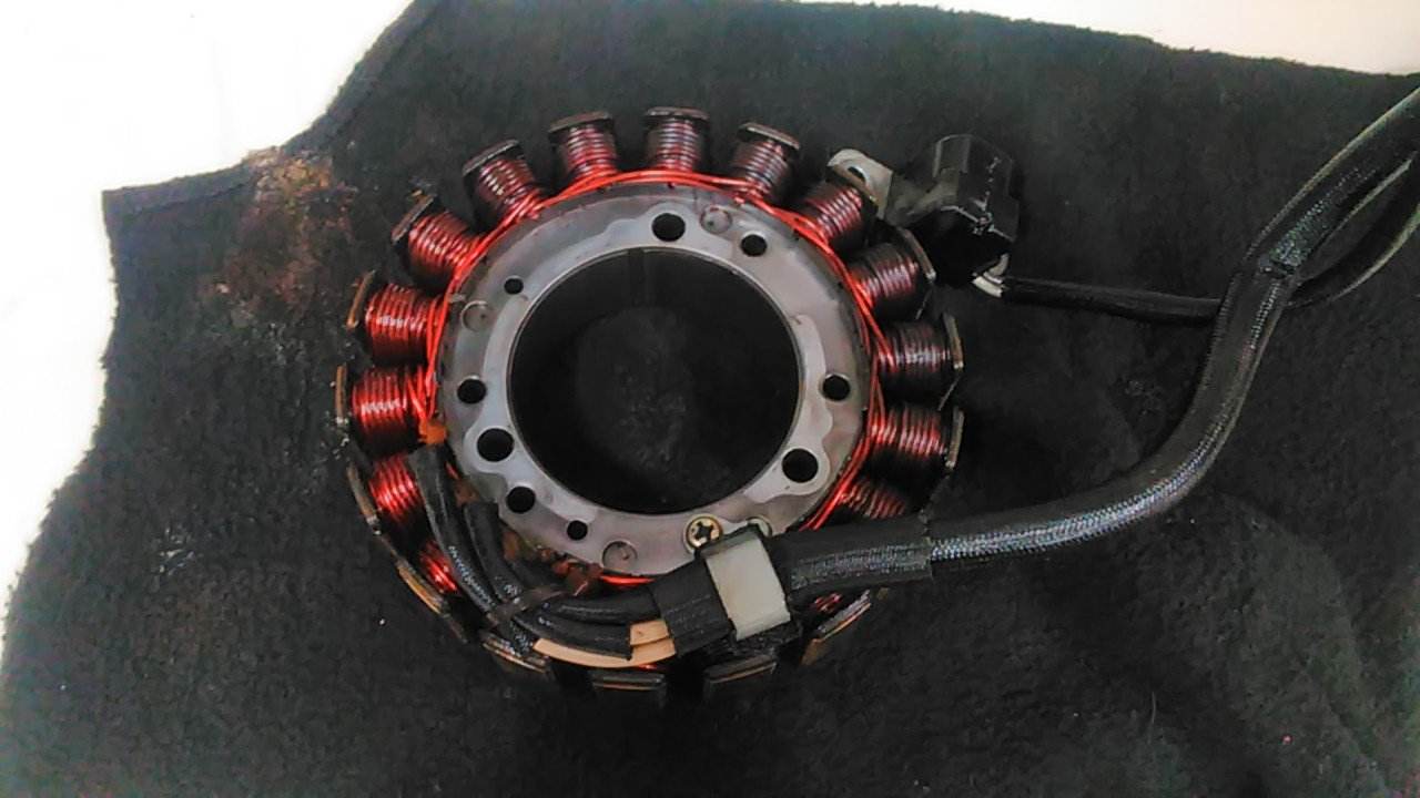 2003-2005 Yamaha RX-1 Stator (Damaged Connector)