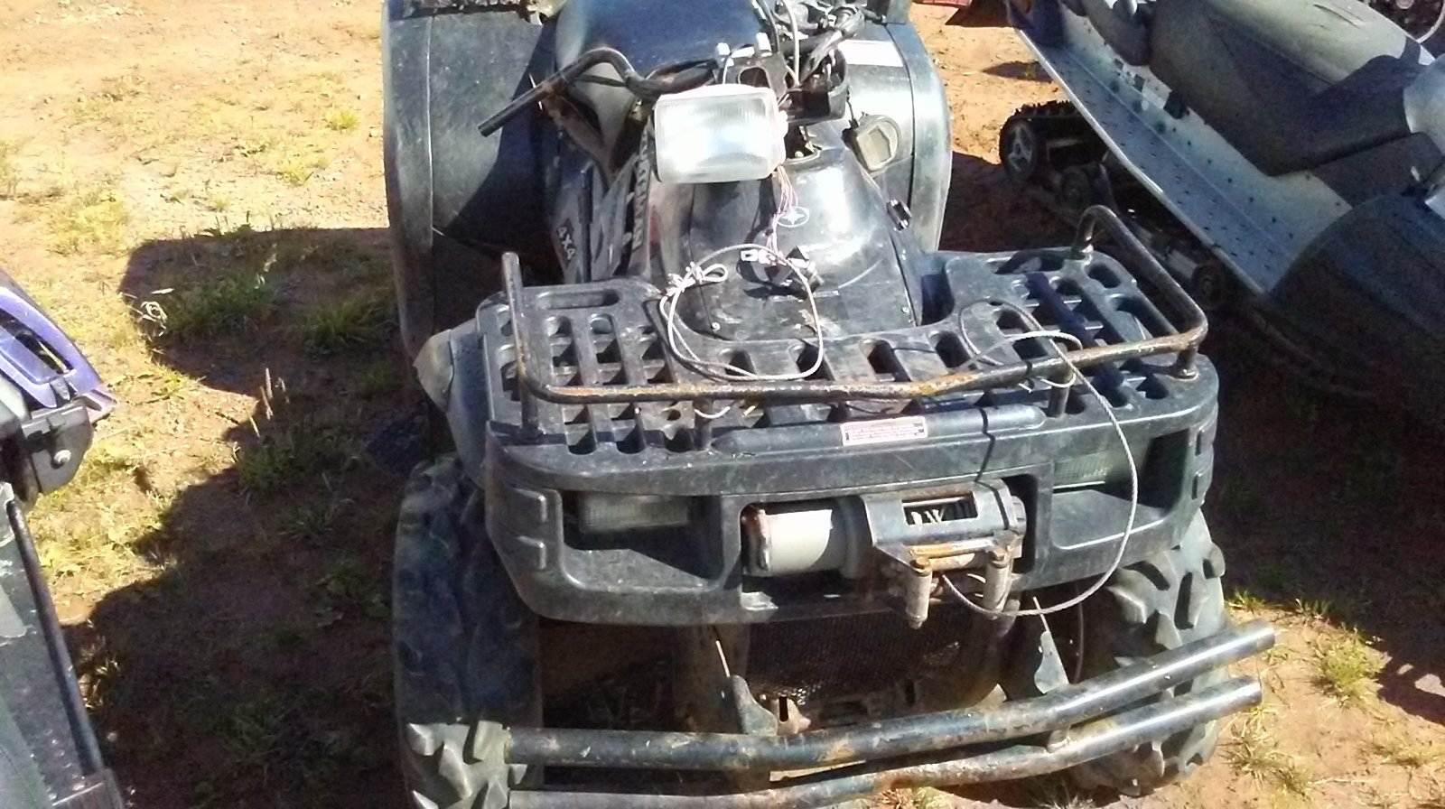 Parting Out - 2004 Polaris Sportsman 700 - Image 4