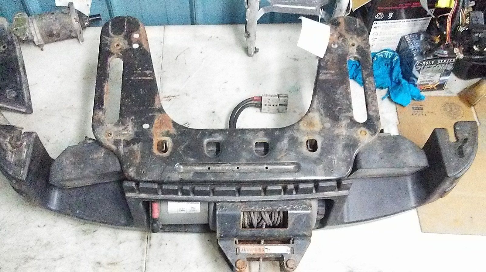 2004 POLARIS SPORTSMAN 600,700 Warn 2500 Winch And FRONT BUMPER MOUNTING