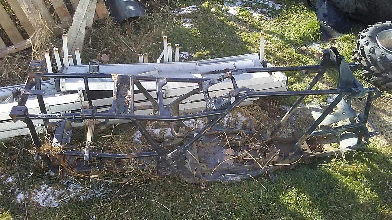 2011 Arctic Cat 550 H1 700 Frame - Image 2