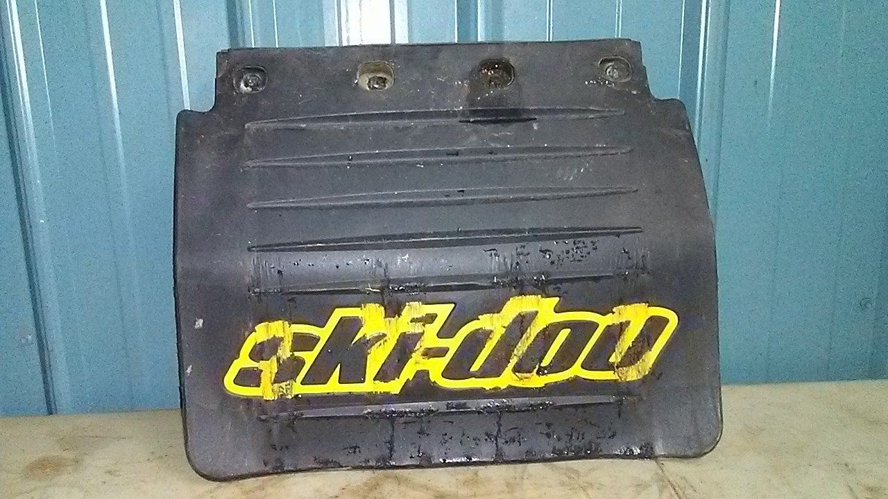 1998 - 2003 Ski Doo Mach Z, Formula III, MX Z Snow Flap