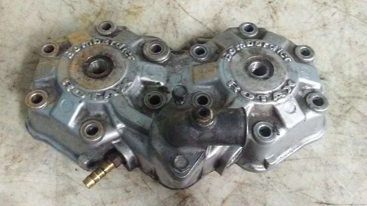 2004 Ski Doo MXZ 800 Cylinder Head