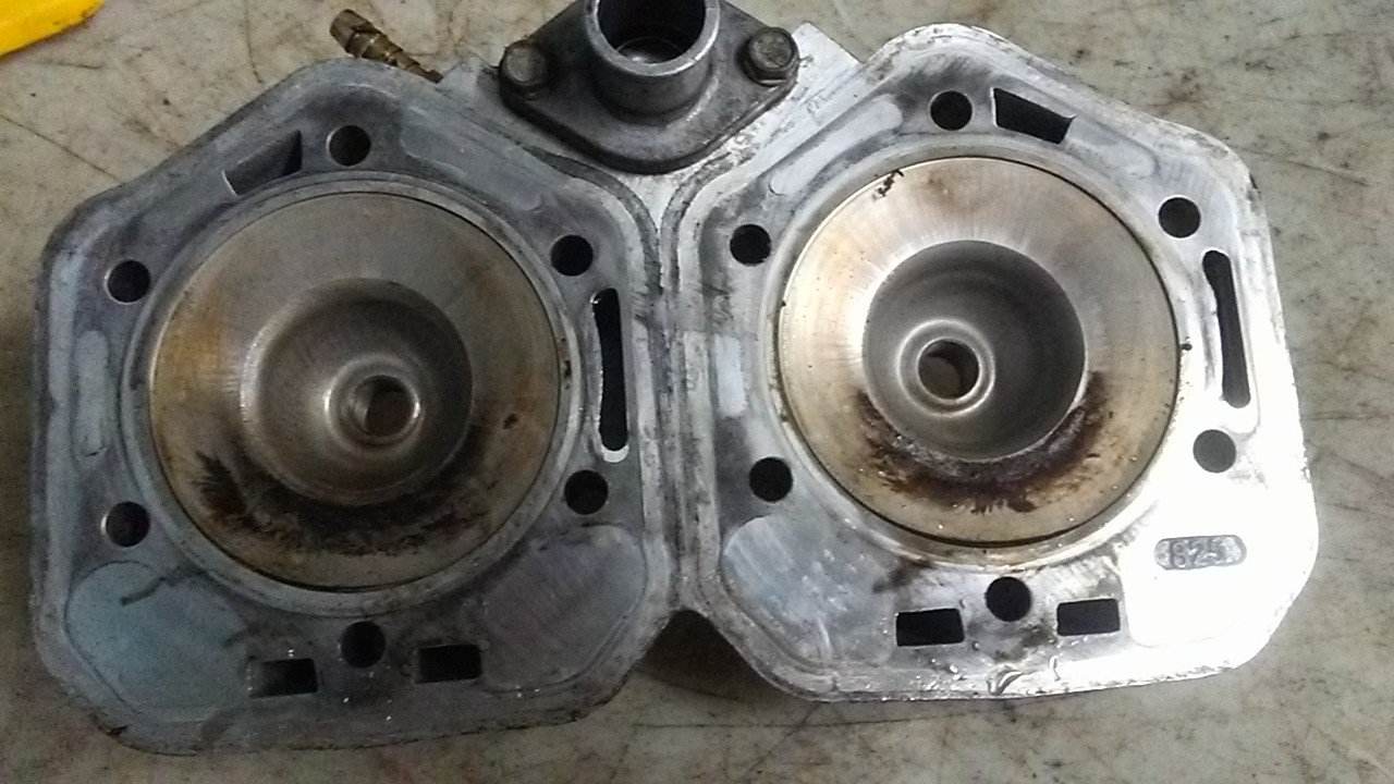 2004 Ski Doo MXZ 800 Cylinder Head - Image 2