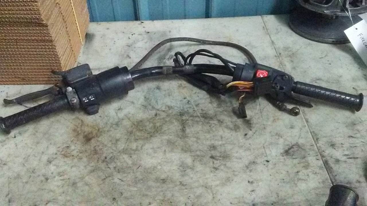 2000 - 2003 Ski Doo Formula Deluxe,Grand Touring,Legend Handlebar Assembly