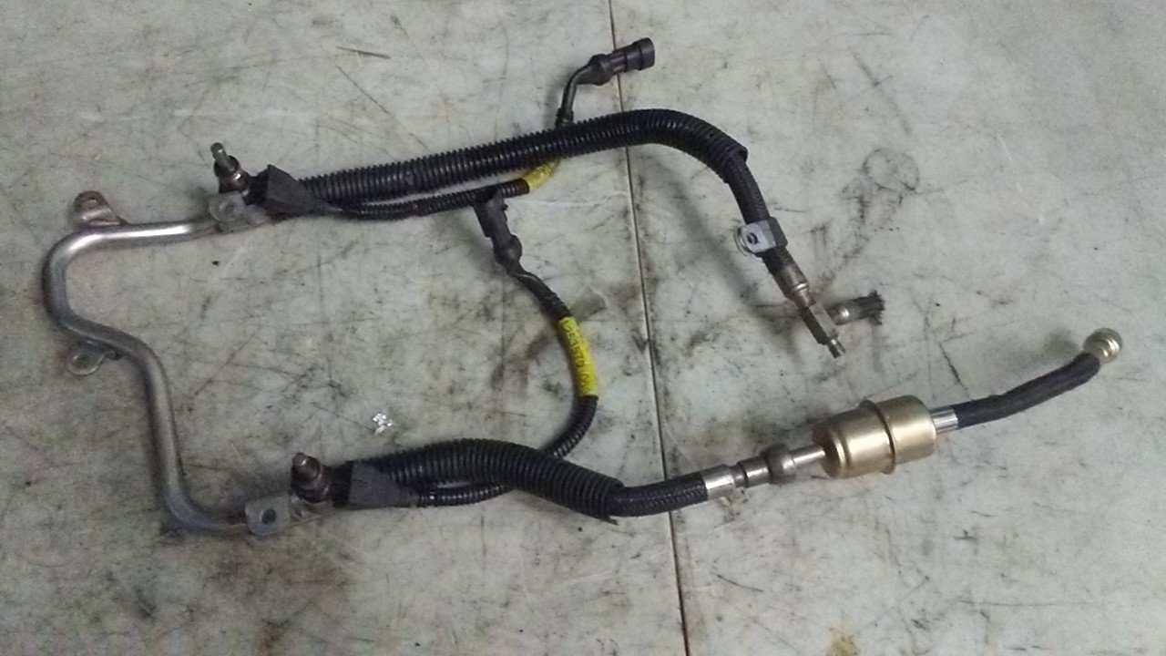 2005 Polaris Fusion,Rmk,Switchback Fuel Rail