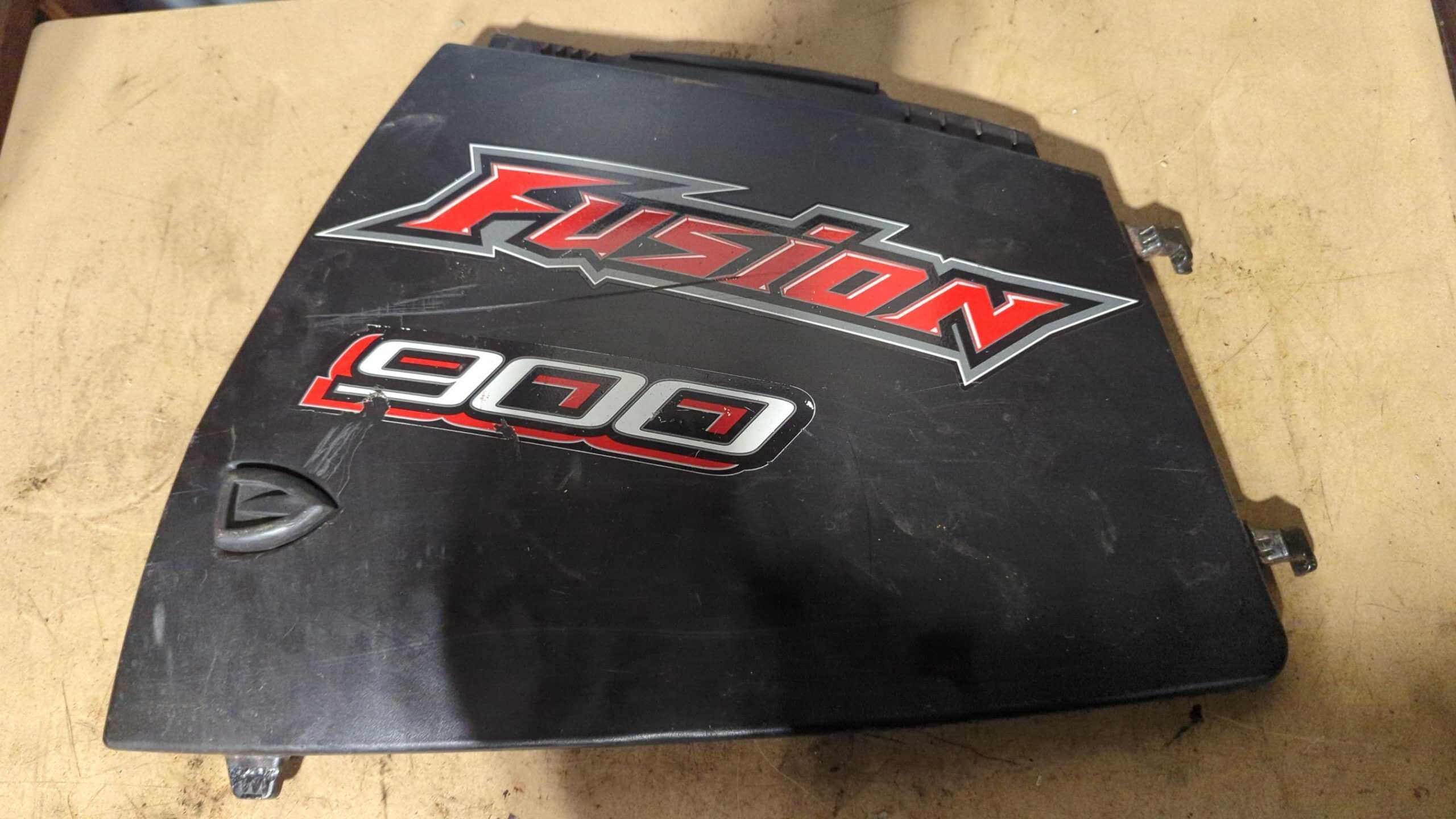 2005-2006 Polaris Fusion 900 RH Access Panel #2632876-070