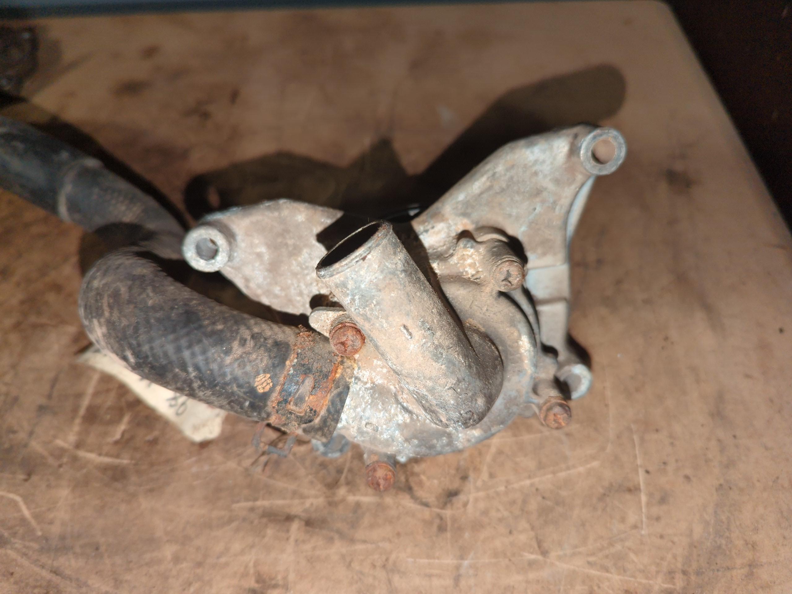 1997-2001 Yamaha V Max SX 600 Water Pump - Image 5