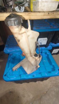 2005 Polaris FUSION,RMK,SWITCHBACK Oil Tank - Image 4