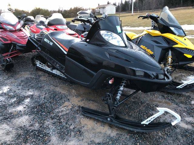 Parting Out - 2009 Arctic Cat Crossfire 1000, 153 Track