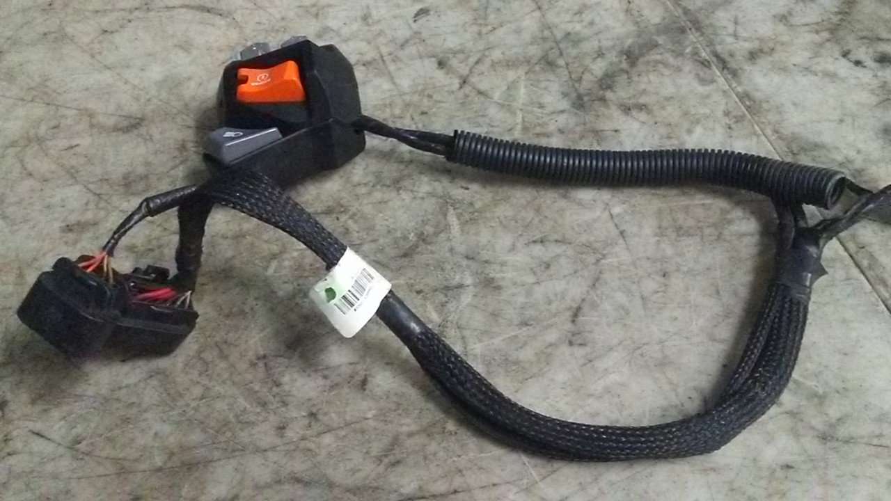 2014 - 2015 Ski Doo Expedition,Mxz,Renegade,Skandic LH Switch Housing
