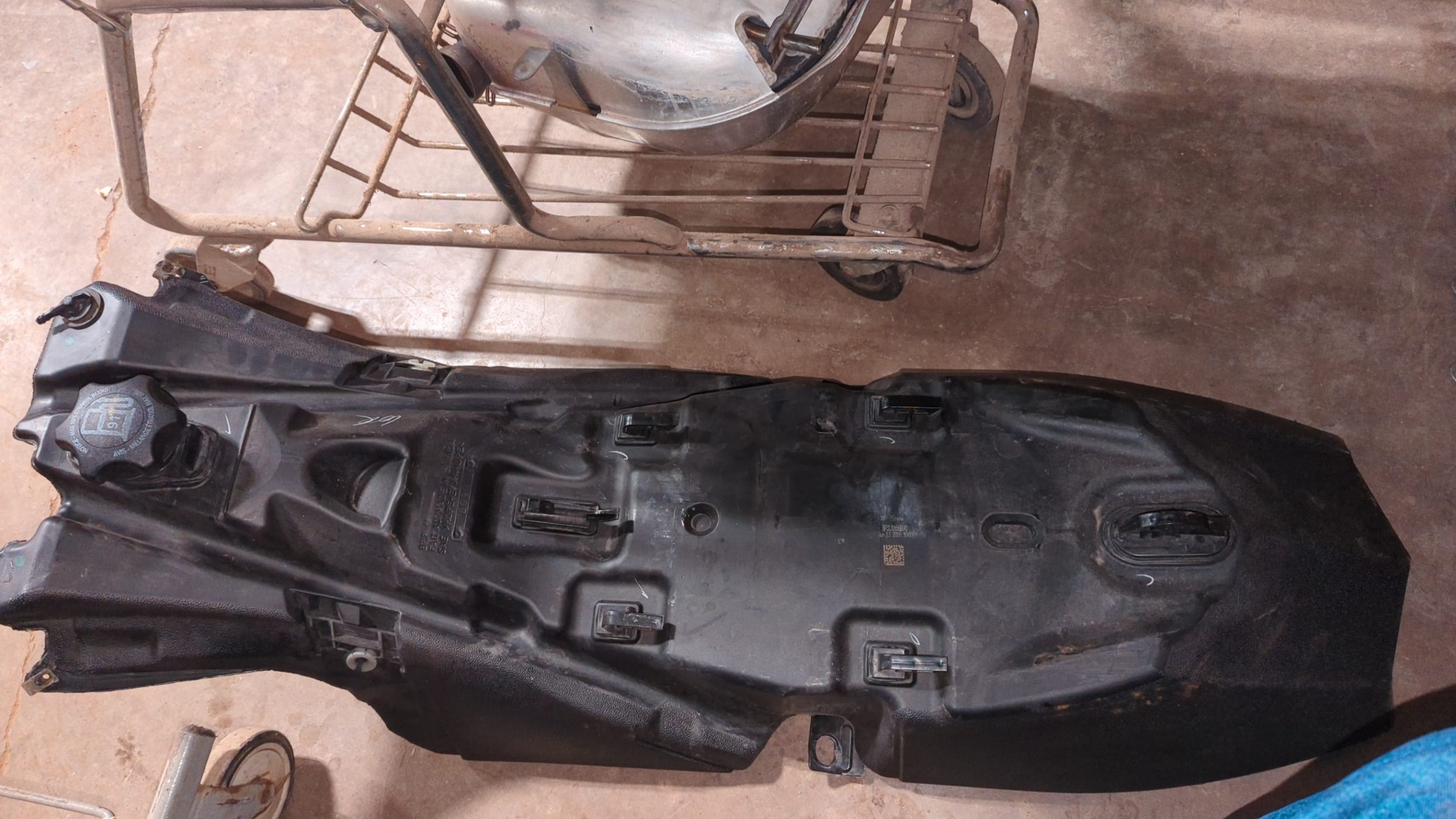 2013 - 2016 Ski Doo Expedition,Freeride,Gsx,Mxz, Renegade Fuel Tank - Image 5