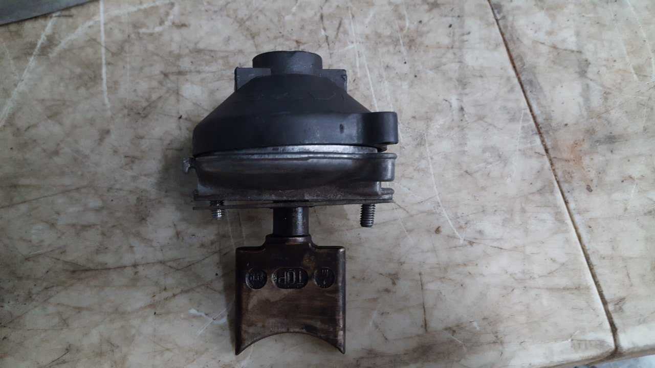 1999 - 2006 Ski Doo Mxz 440 Exhaust Valve