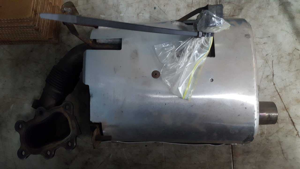 2017 - 2019 Yamaha Sidewinder Muffler