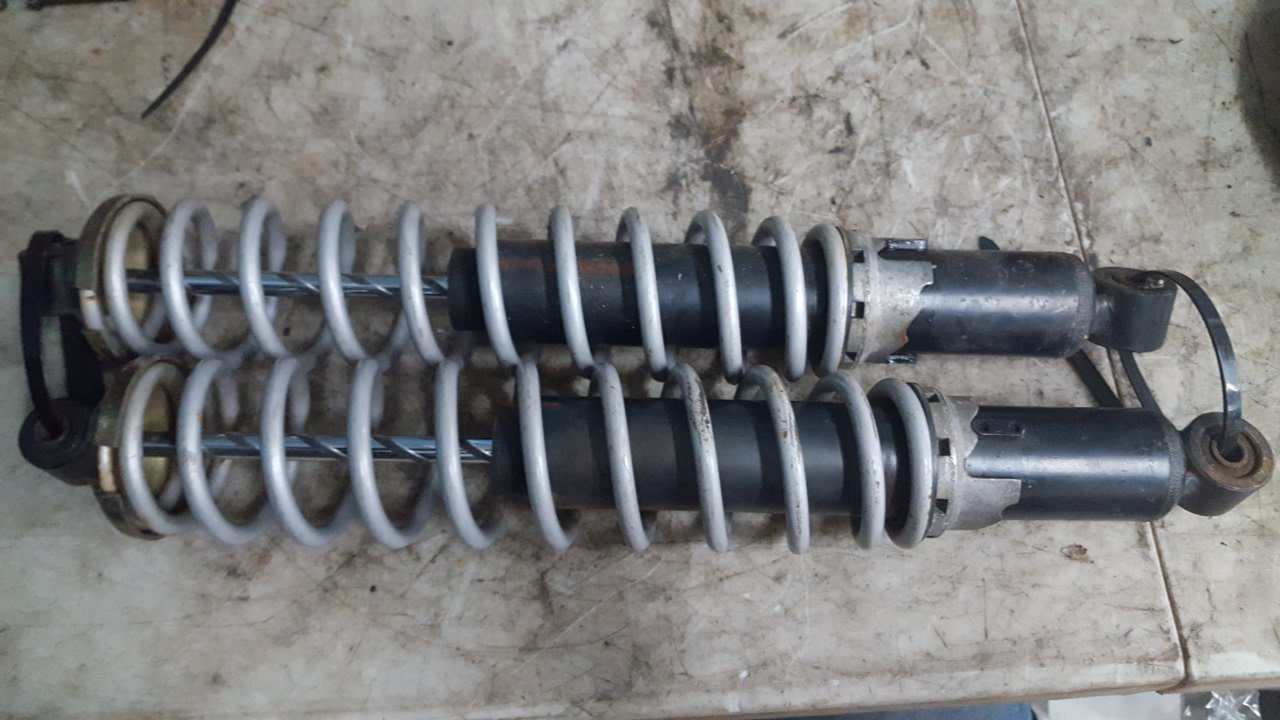 2004 – 2005 Ski Doo Gsx,Mxz,Gtx Front Shock Sport (Pair)