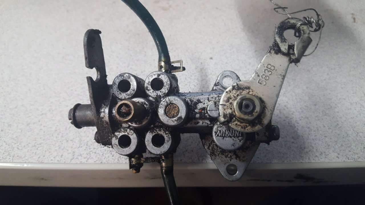 1994 - 1997 Polaris XLT Oil Pump - Image 2