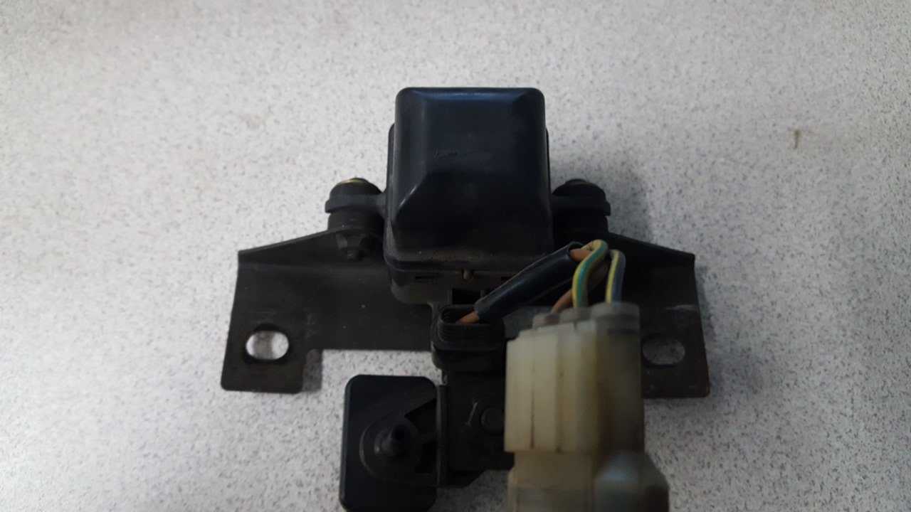 2000 - 2008 Kawasaki Vulcan 1500,1600 Down Sensor Switch