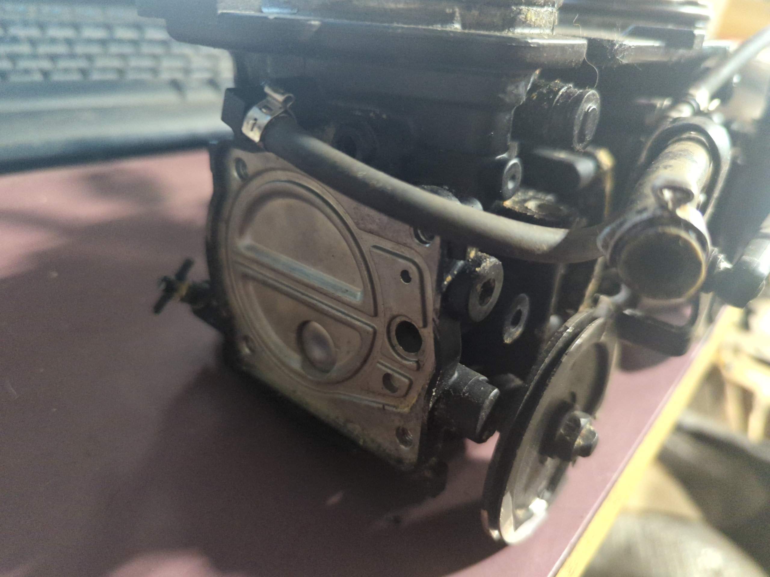 1998 Sea Doo 951 Carburetor - Image 2