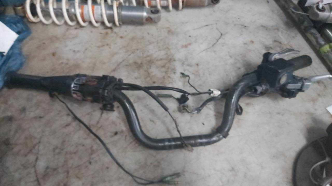2000 - 2001 Yamaha SX 500,600,700 Handlebar with Throttle And Master Cylinder