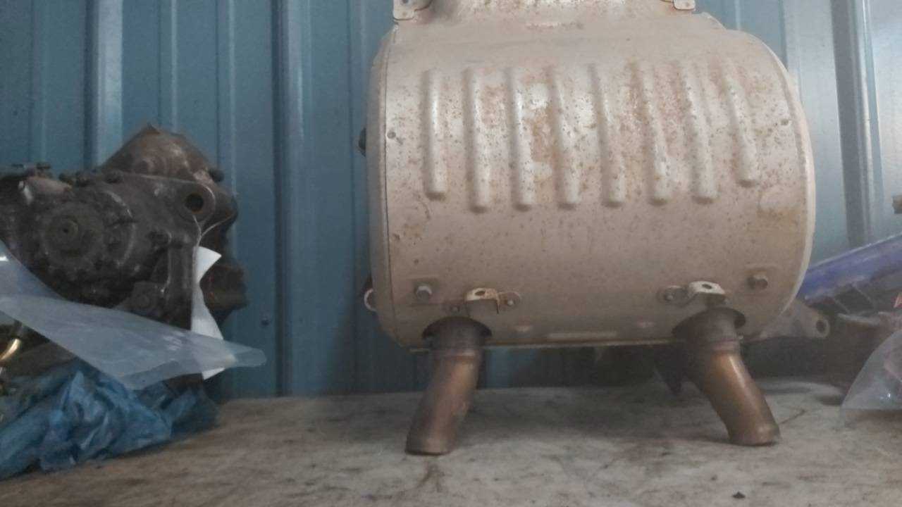 2005 - 2018 Yamaha RS,Venture Muffler - Image 4