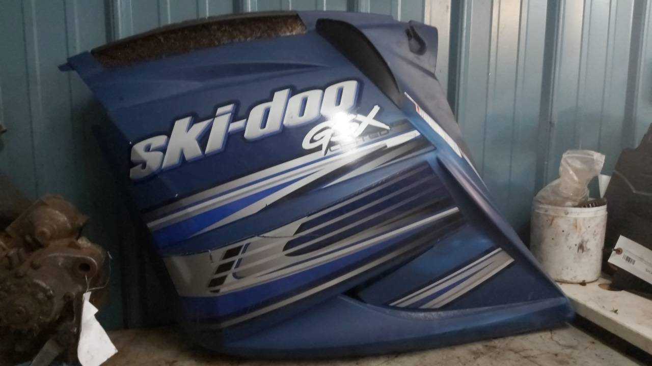 2004 - 2008 Ski Doo Gsx,Gtx,Summit Panel Blue With Airbox LH