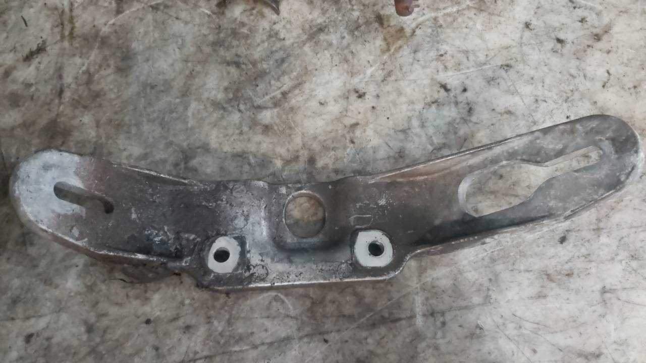 2007 - 2017 Polaris IQ,RMK,Dragon Engine Mount RH