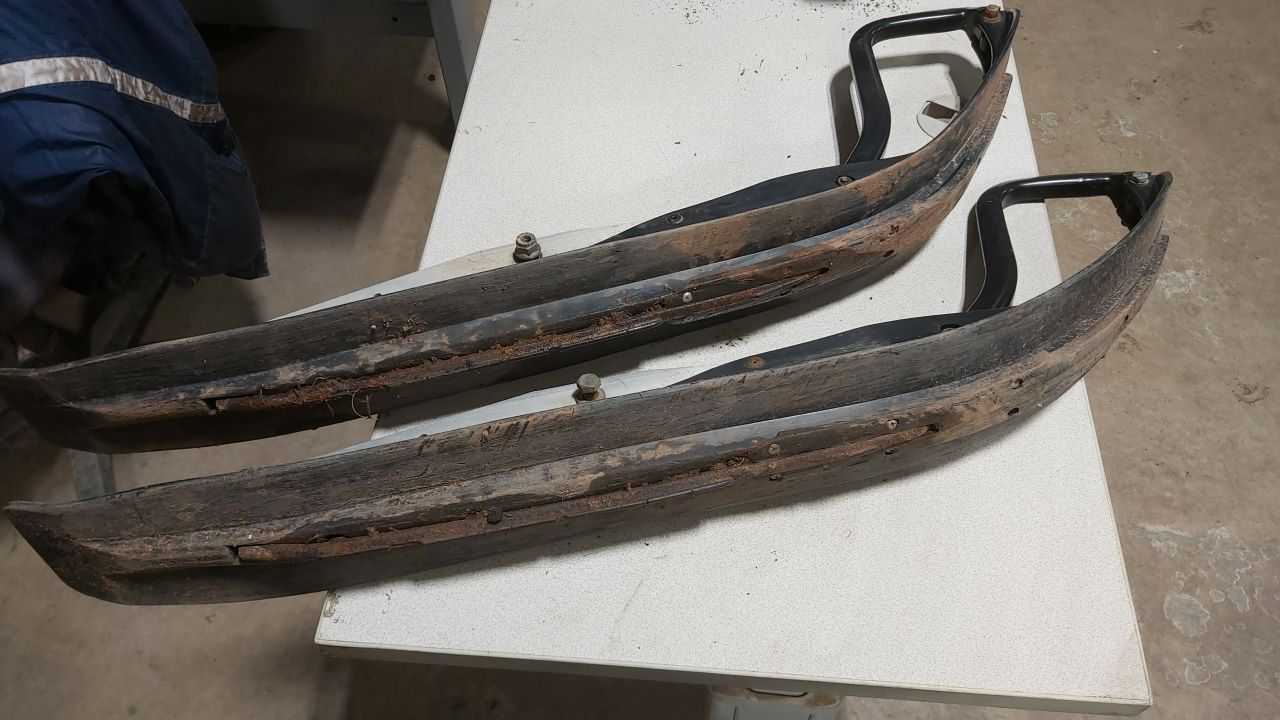Skis (Pair) - Image 4