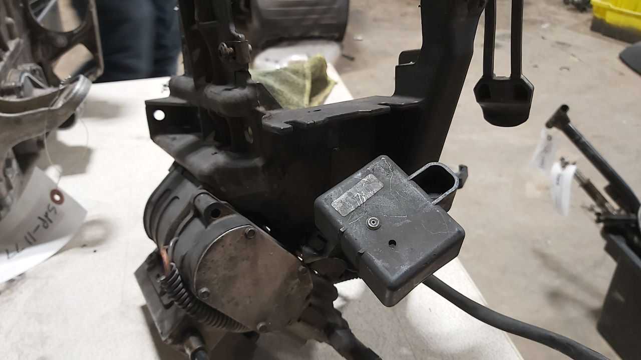 2011 - 2019 Ski Doo GSX,Expedition,Renegade Rear Suspension Compressor