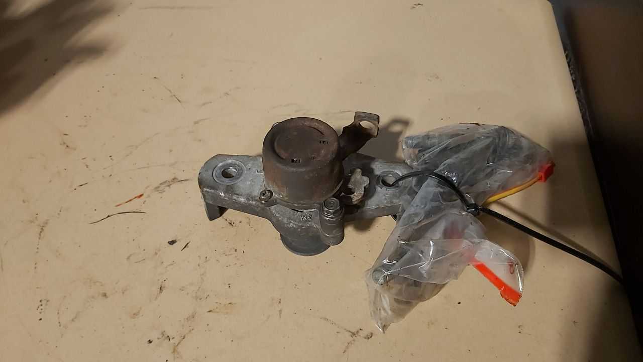 1994 - 1996 Yamaha Vmax 500/600 Brake Caliper