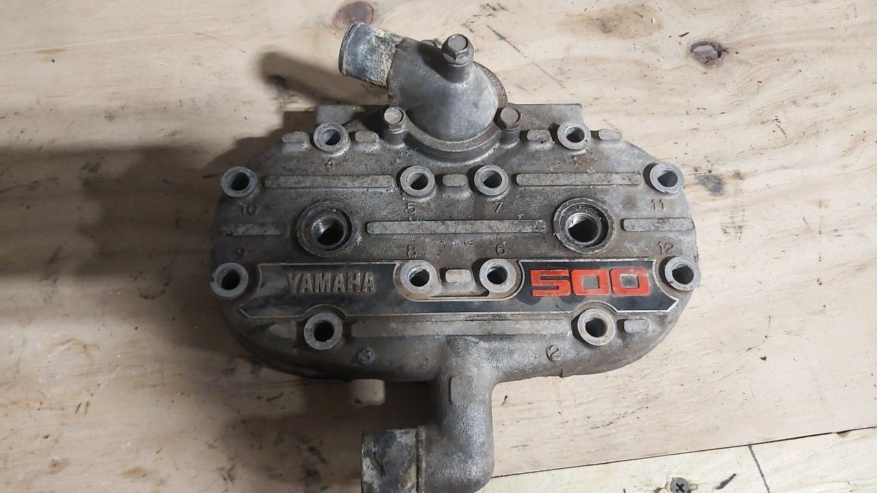 1994 - 1996 Yamaha Vmax 500 Cylinder Head - Image 2
