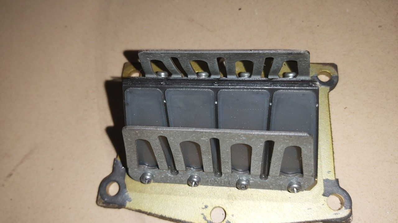 1994 - 1996 Yamaha Vmax 500 Reed Valve Assembly