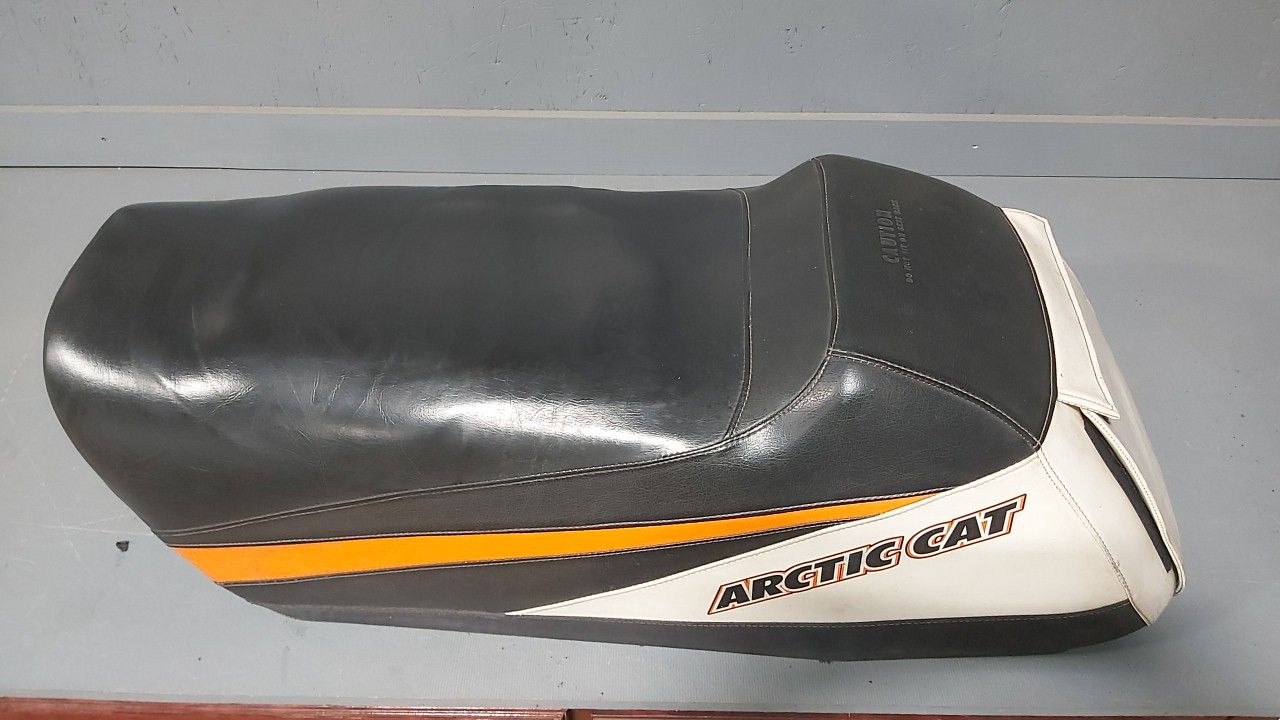 2009 Arctic Cat Crossfire 800 Seat - Image 2