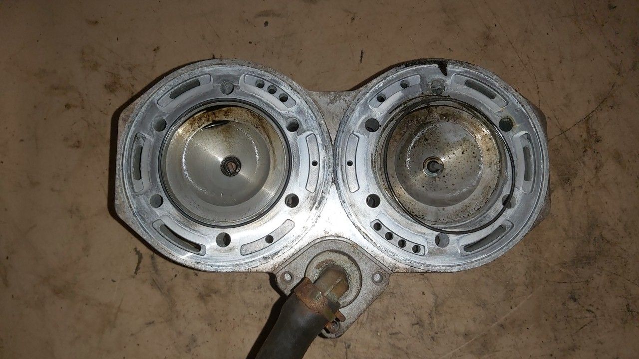 2003 Polaris XC,Classic Cylinder Head - Image 2