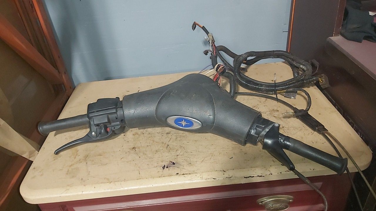 2000 - 2010 Polaris Classic 500,Indy,XC,XCR Handlebar Assembly - Image 4